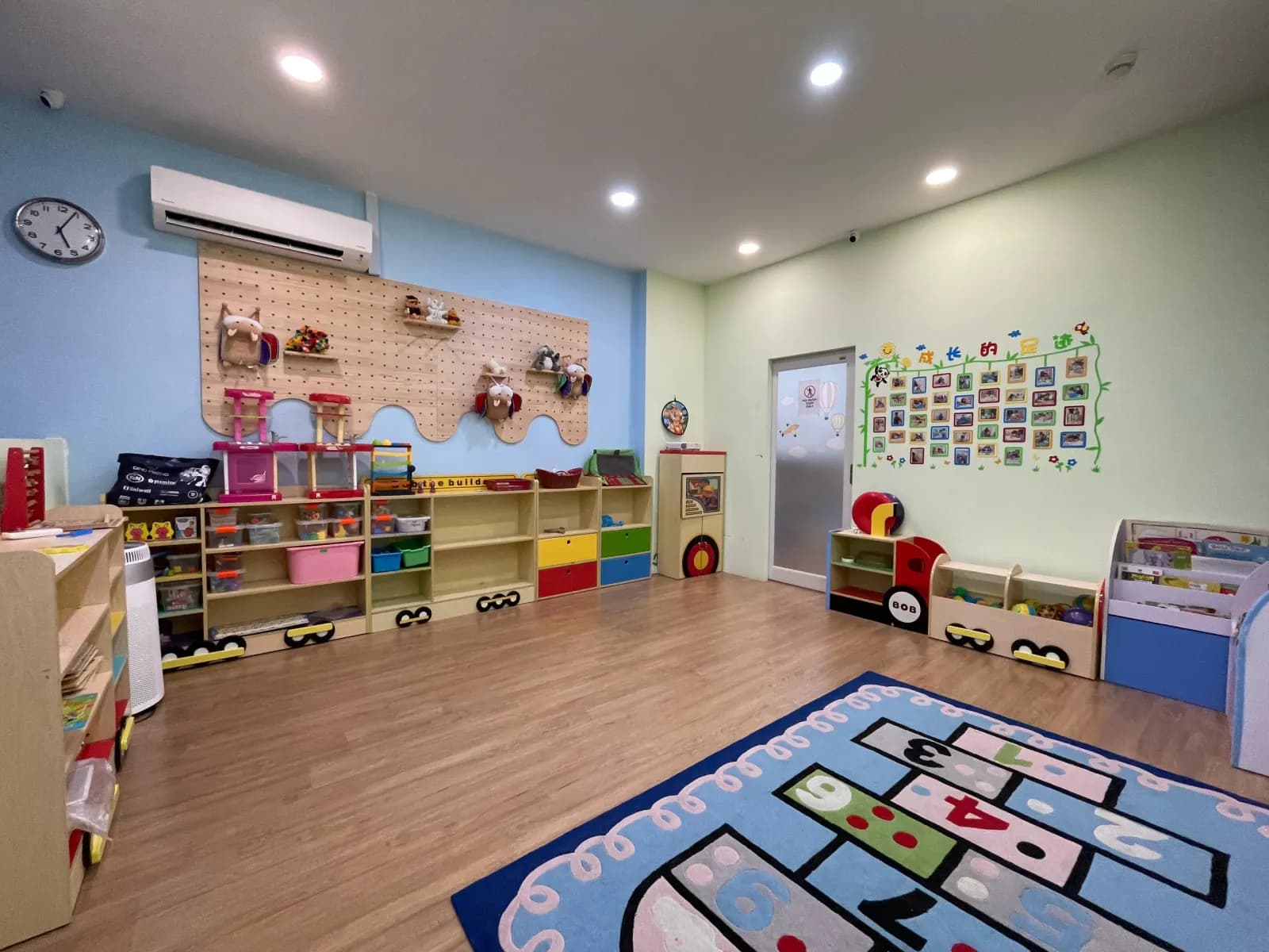 Therapaeds Kota Damansara — play and learning room